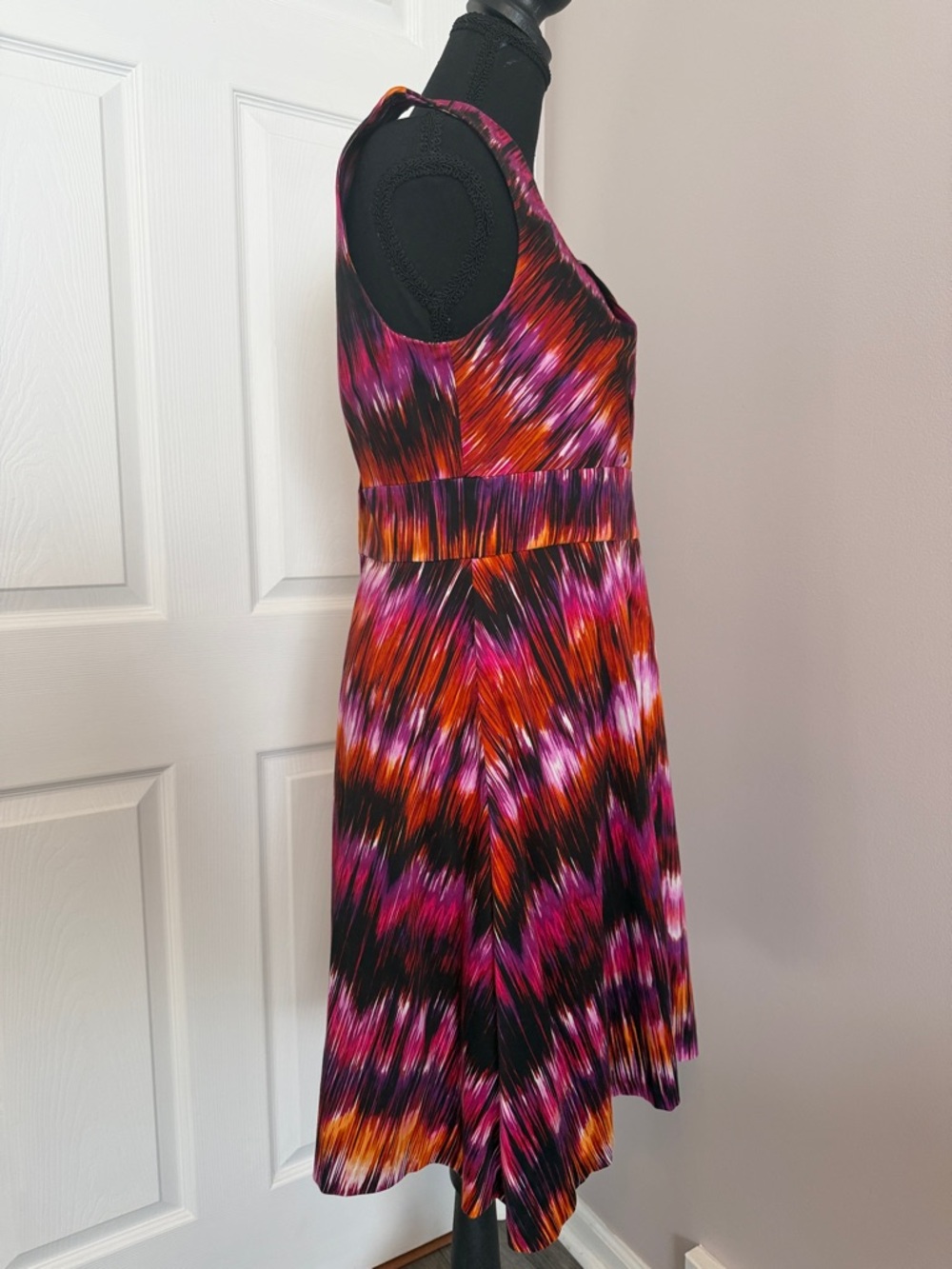 Calvin Klein Sleeveless Midi Dress in Pink, Orange and Black - Picture 5 of 7